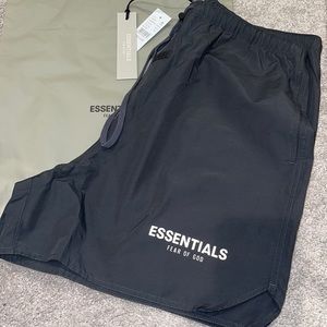 ESSENTIALS FEAR OF GOD VOLLY SHORTS